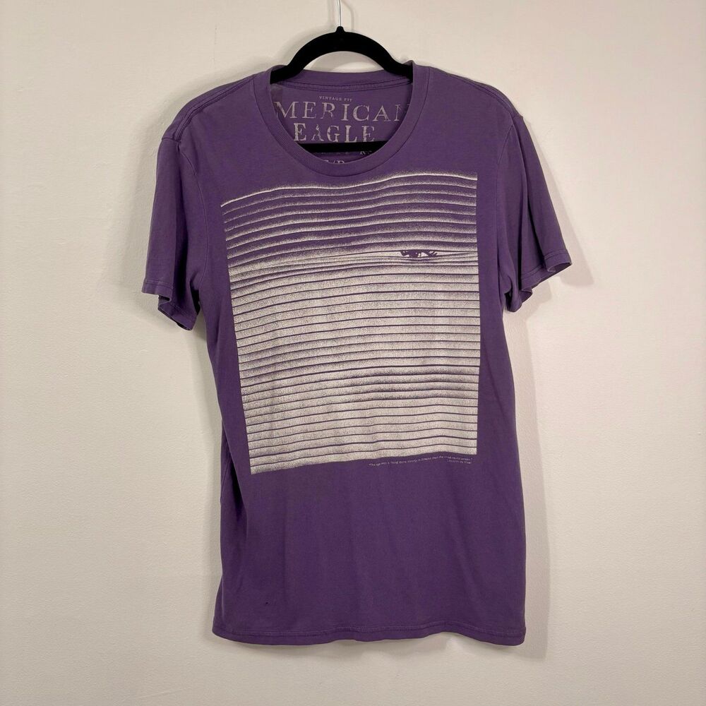 American Eagle Vintage Fit Purple Graphic T-Shirt Sz S Distressed